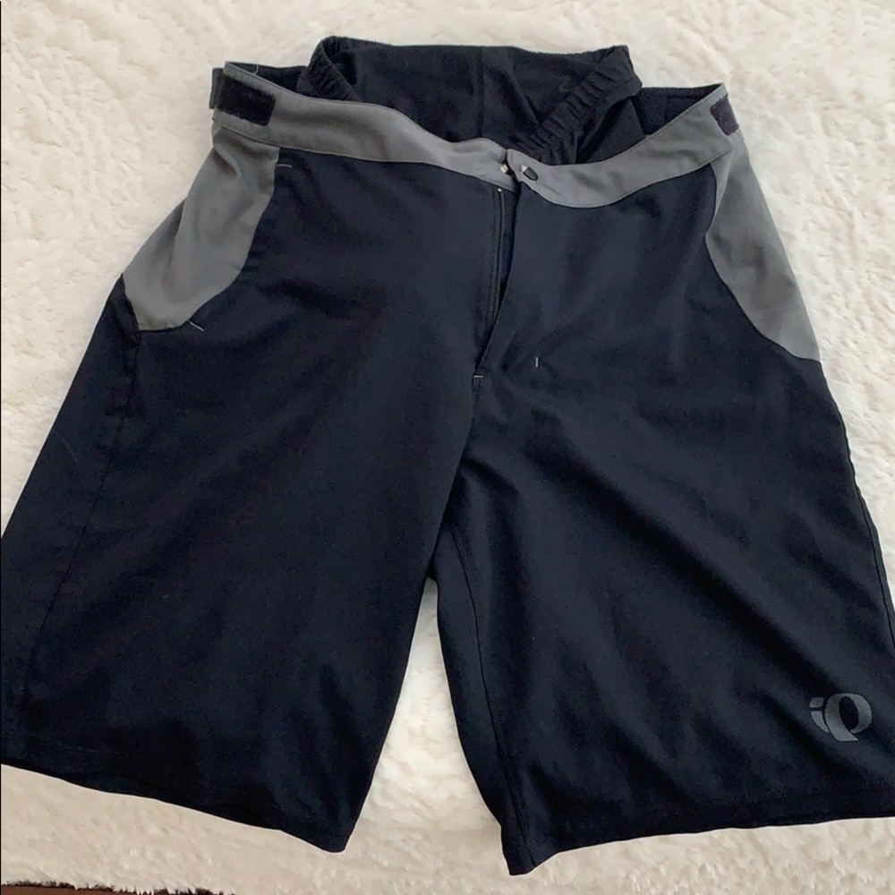Mountain bike padded shorts
